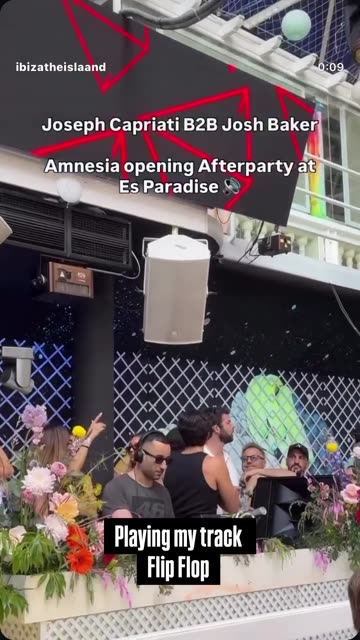 Josh Baker b2b Joseph Capriati pinchando Flip Flop